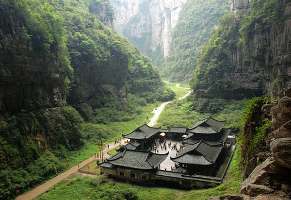 重慶、武隆天坑、仙女山、芙蓉洞、白公館6日